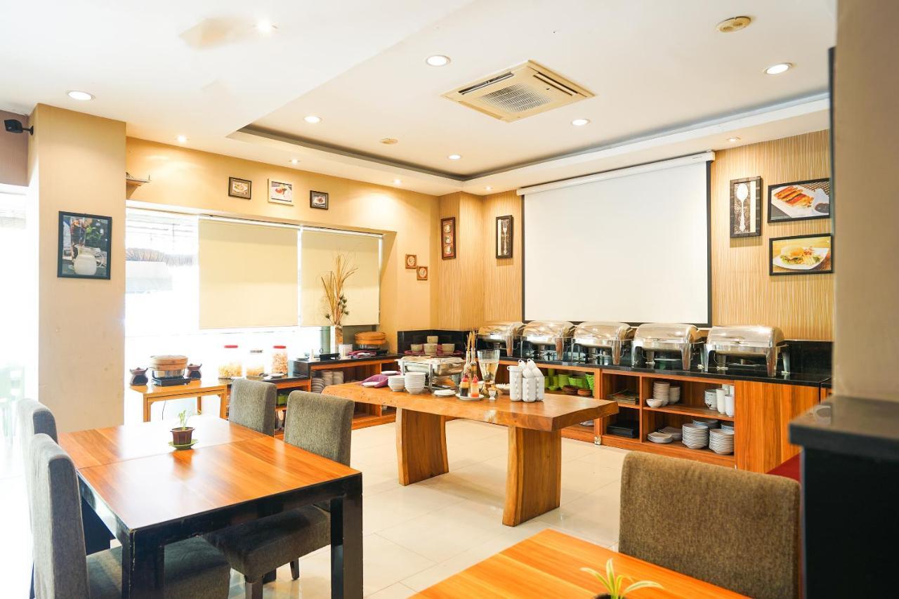 Oyo 197 Prime Royal Hotel Kapasari Экстерьер фото